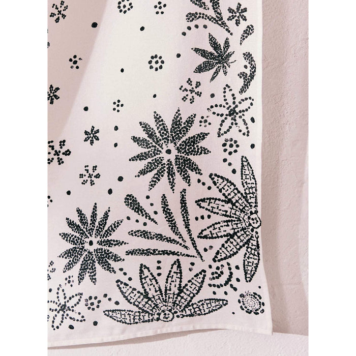 Bohemian Tapestry Wall Hanging, Beige White Floral Tapestry with Dotted Daisy Medallion Print Bedroom Boho Hippie Home Decor